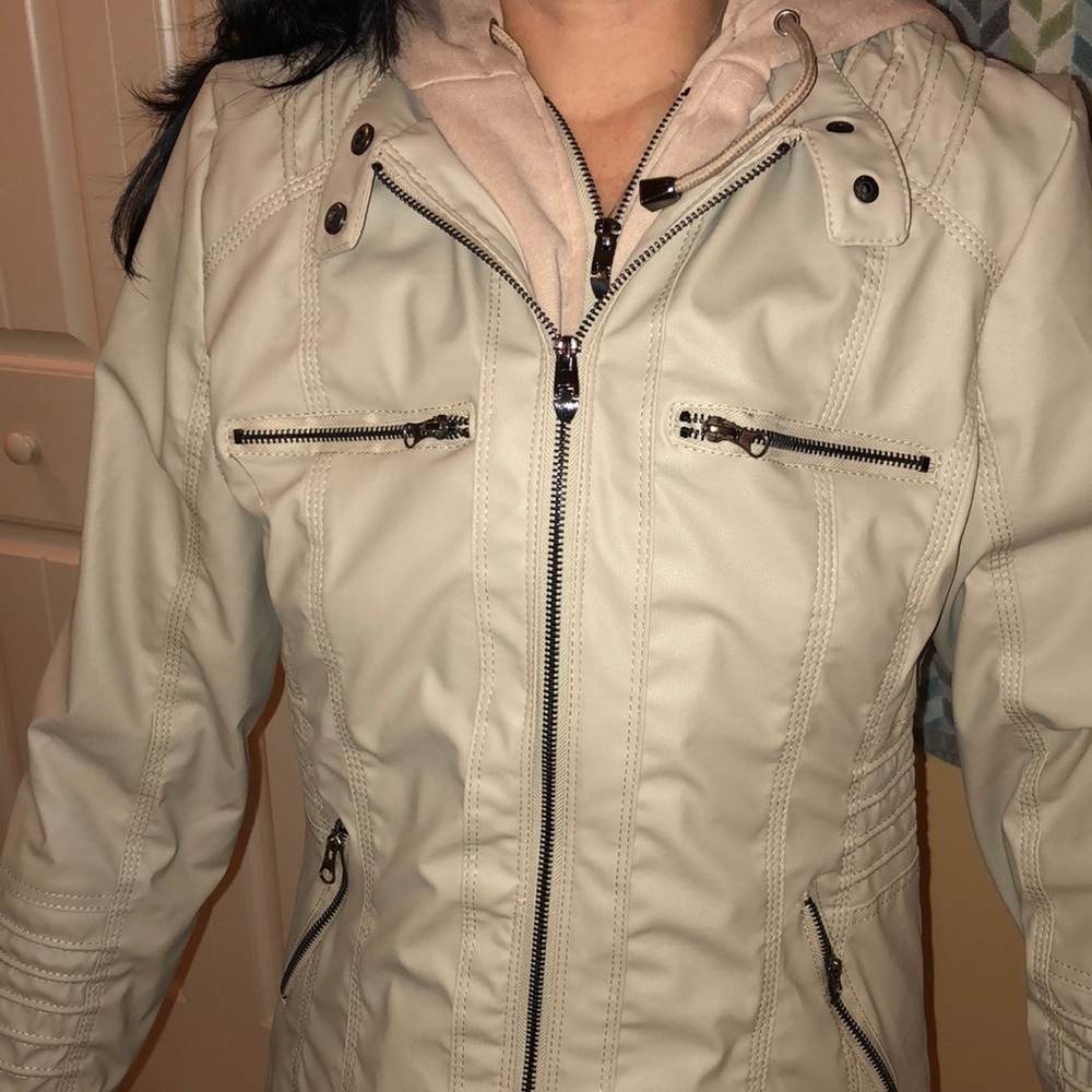 Women’s 100% Polyester Blivener Jacket